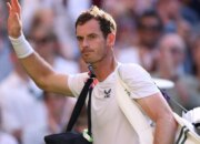 Andy Murray misses his last Wimbledon tournament from behind