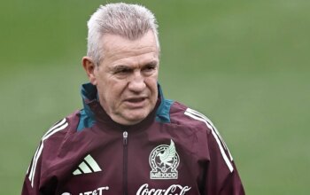 Javier Aguirre is fainting and must be hospitalized