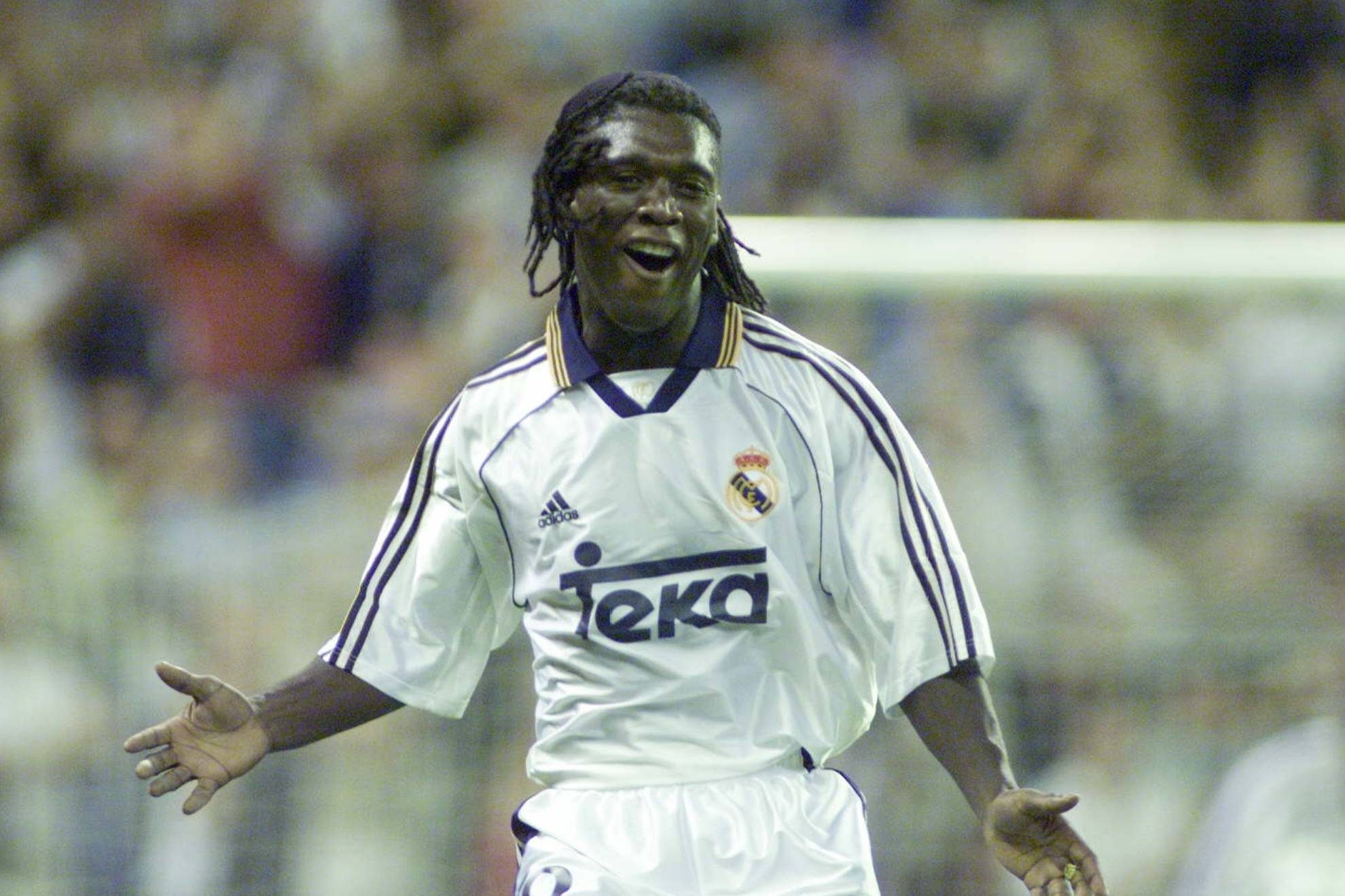 Clarence Seedorf plays for Real Madrid in 1999